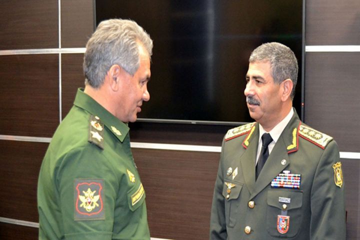 Şoyqu Zakir Həsənova zəng edib