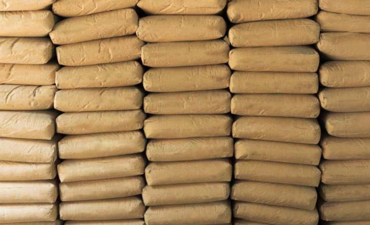 Azərbaycanda tikinti materiallarının, o cümlədən sement istehsalı azalıb