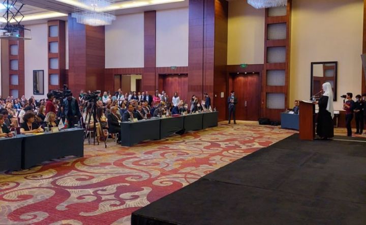 “I Beynəlxalq Pediatriya,Uşaq Cərrahiyyəsi və Tibb bacıları Konqresi" öz işinə başlayıb