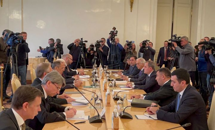 Moskvada Bayramov və Lavrov arasında görüş başlayıb