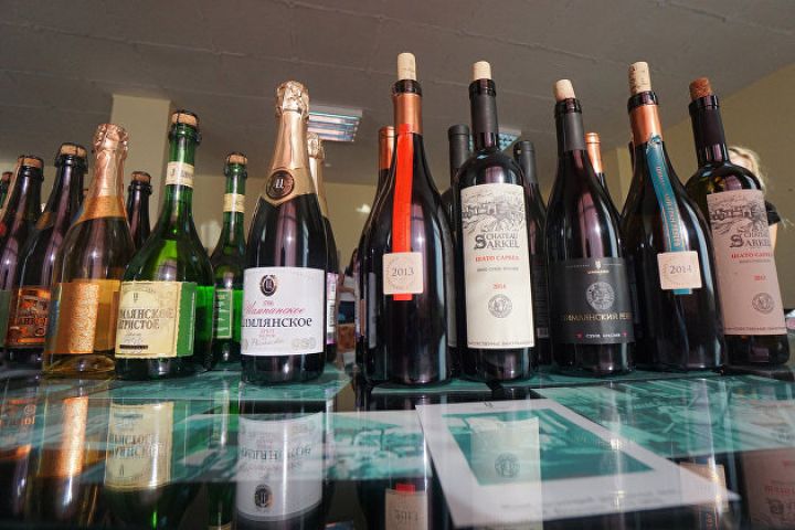 Rusiyanın ən çox “içən” vilayətləri məlum olub