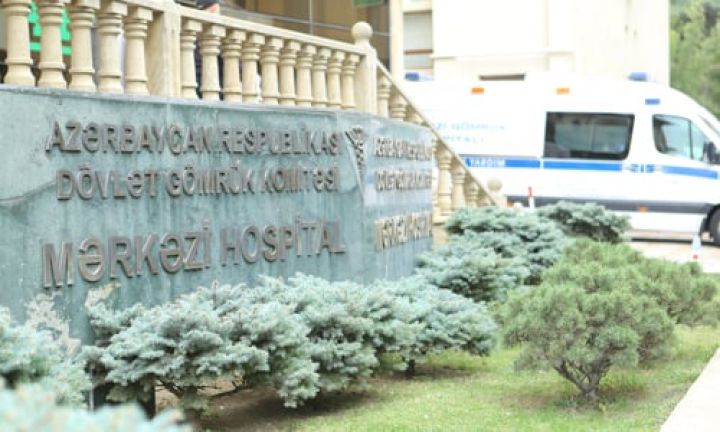 Elman Məmmədov Gömrük Hospitalının baş həkimi vəzifəsindən ayrılıb