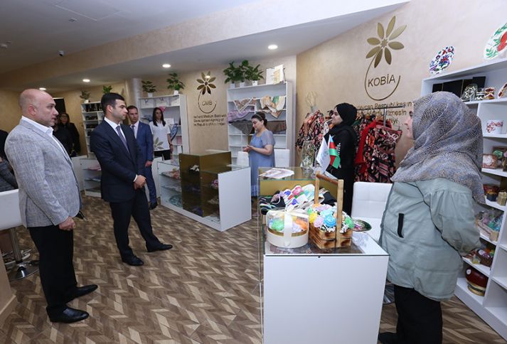 KOBİA “Şərq Bazarı”nda mağazalar icarəyə götürüb