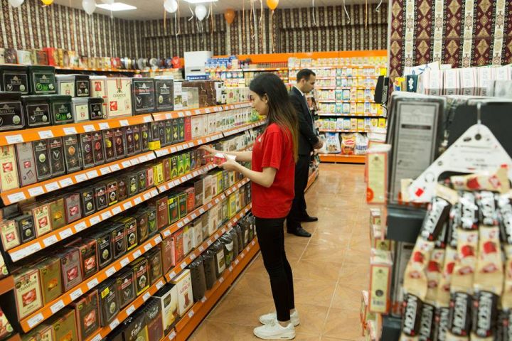 Azərbaycanın iri supermarketlər şəbəkəsi zərərdən mənfəətə keçib