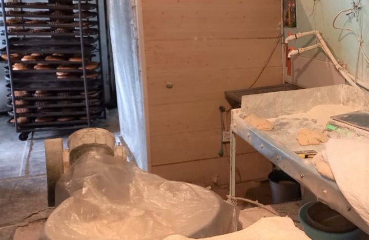 Çörək istehsalı müəssisəsinin antisanitar vəziyyətdə olduğu aşkar edilib.