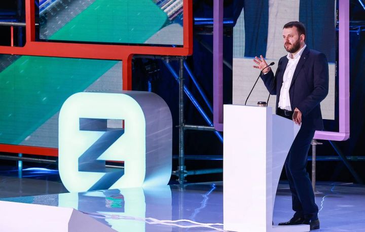 "Bir çoxları deyir ki, məzənnə saxtadır. Bu yanlışdır, məzənnə tamamilə bazara əsaslanır"