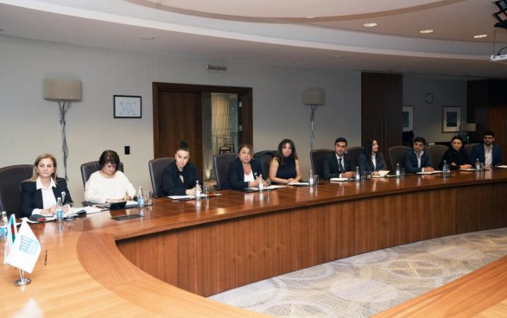 "Bank hesablarına sərəncamlar bütün vəsaitlərə deyil, borc məbləğinə yönləndirilməlidir"