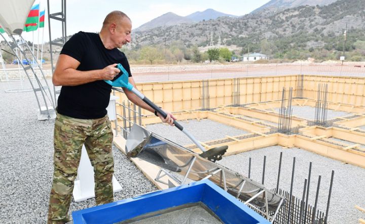 Ağdam şəhərində inzibati binanın təməli qoyulub