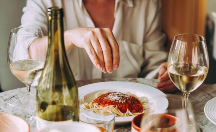 İtalyanların təxminən 60%-i yüksək qiymətlər səbəbindən qida istehlakını azaldıb