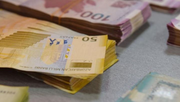 Dövlət büdcəsində 2,5 milyard manatlıq artıqlıq yaranıb