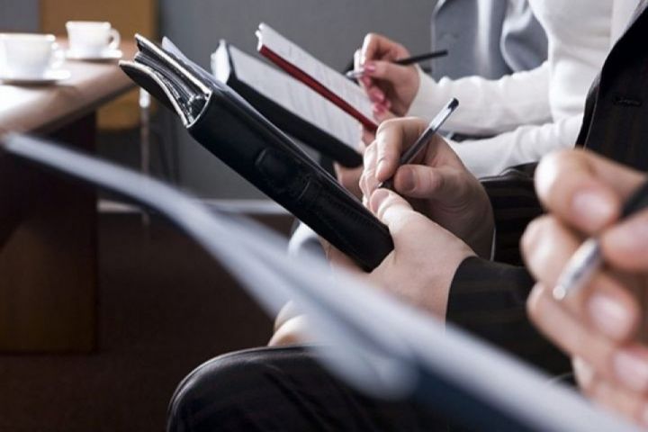 Jurnalistlərin peşəkar fəaliyyətinə qanunsuz müdaxilə edənlər cərimələnəcək