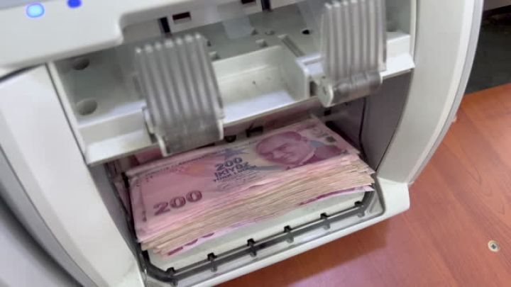 Türk lirəsi ucuzlaşmaqda davam edir