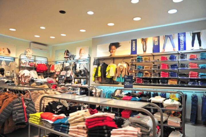 Azərbaycandakı məşhur geyim brendləri böyük endirimlərə gedirlər