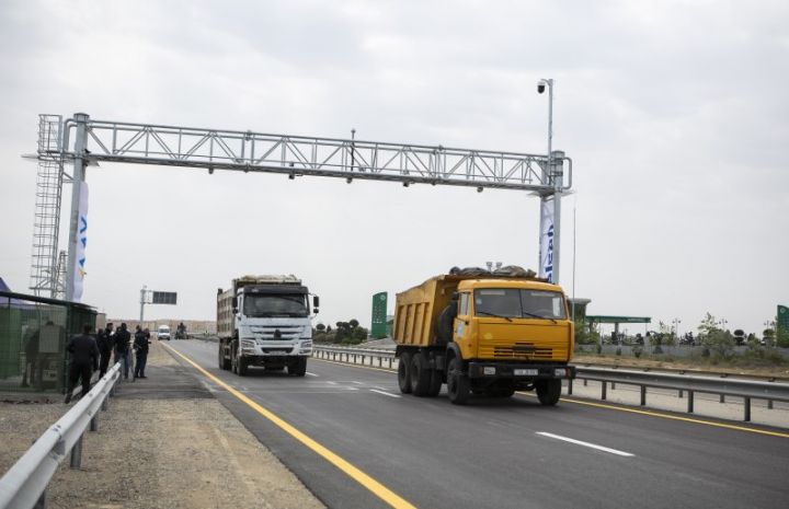 Azərbaycan yollarında elektron tərəzilərin quraşdırılmasına başlanıb - AVTOMOBİLİ ÇƏKİR, CƏRİMƏNİ YAZIR