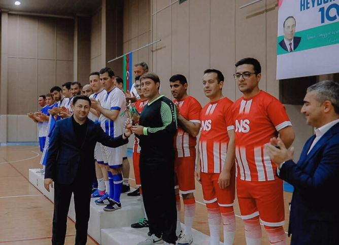 Naxçıvanda fəaliyyət göstərən banklar arasında mini futbol turniri keçirilib