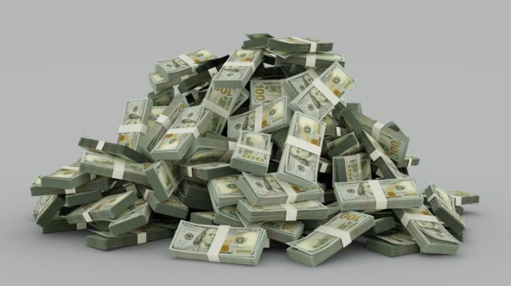 Ötən il Azərbaycanda dollar bolluğu olub - 2 MİLYARD 48 MİLYON DOLLARLIQ MÜDAXİLƏ