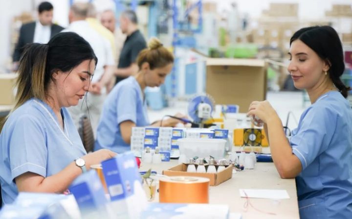 Azərbaycan istehsalı yeni LED lampaların satışına başlandı - VİDEO