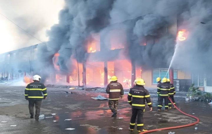 Güclü yanğınla “Cavid-F” şirkəti "yanıb" - CİNAYƏT İŞİ BAŞLAYIB