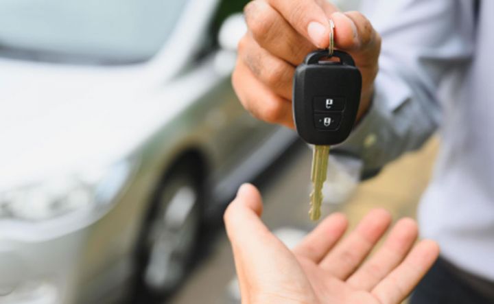 Bank avtomobil alır- TENDER