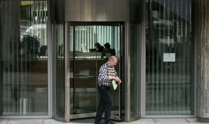 İranın Bakıdakı bankının kredit portfeli kəskin azalıb