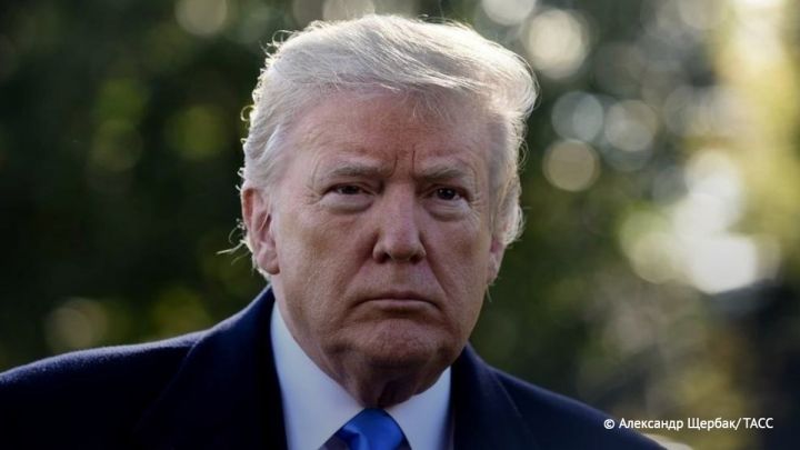 Trampın rəqibi geri çəkilib