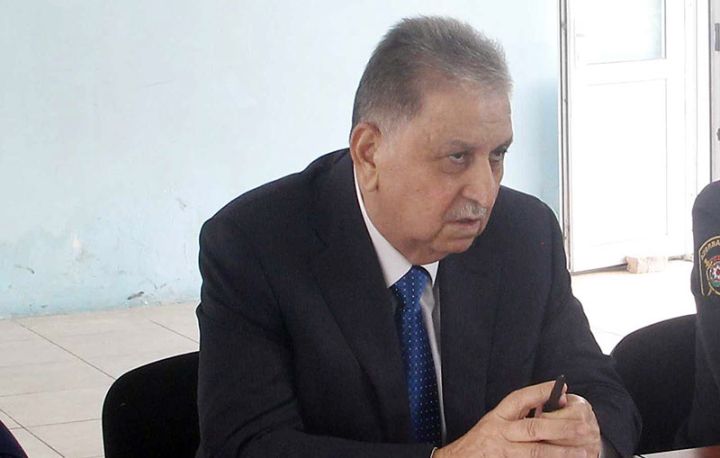 12 ildən çox idi İcra başçısı idi, Prezident vəzifəsindən azad etdi