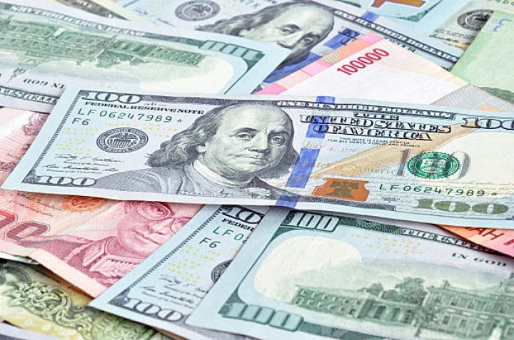 Rəsmi məzənnələr açıqlandı