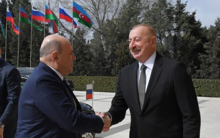 Azərbaycan Prezidenti Rusiya Hökumətinin sədri ilə görüşüb - YENİLƏNİB