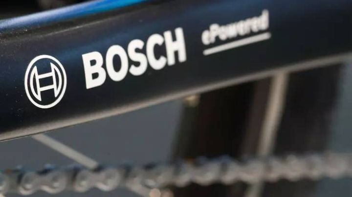 Bosch işçilərinin iş saatlarını və maaşlarını azaltmaq qərarına gəlib -  Şirkət 5550 nəfəri də ixtisar edəcək