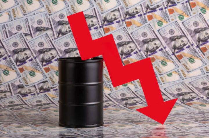 Qlobal bank neft qiymətlərinin 2026-cı ildə daha da düşəcəyini gözləyir