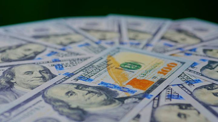 Azərbaycanın cari əməliyyatlar hesabının profisiti  "əriyib" -  1 milyard dollarlıq azalma