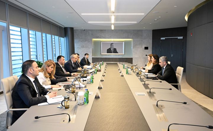 Asiya İnkişaf Bankının nümayəndəsi ilə görüş keçirilib