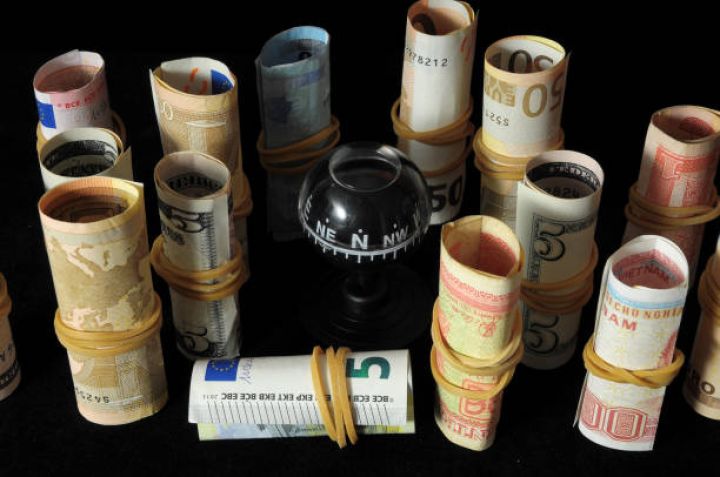 Rəsmi məzənnələr açıqlandı