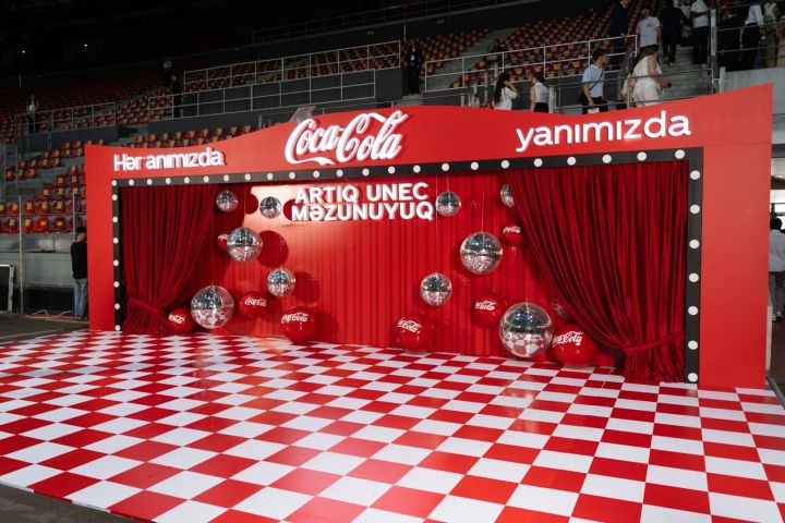Coca-Cola Azərbaycan minlərlə gəncin Məzun Gününə dəstək olub