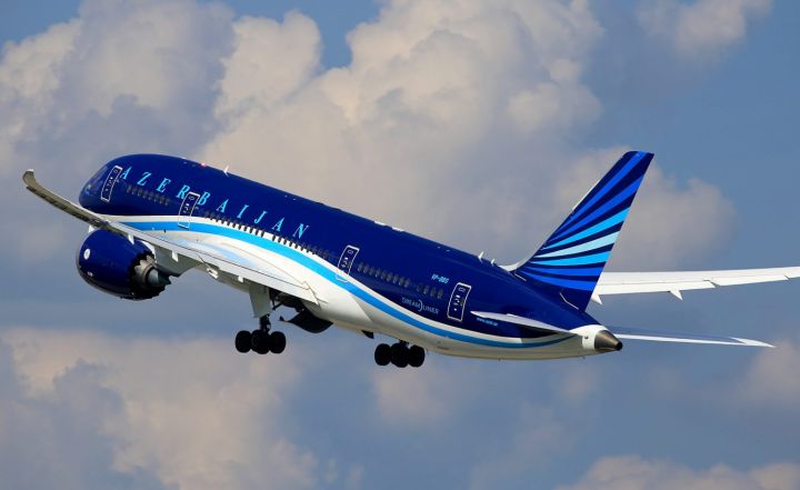 AZAL Təbrizə birbaşa uçuşlar açır və Tehran istiqamətində reyslərin sayını artırır