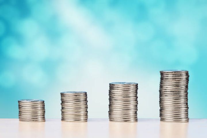 Qeyri-neft-qaz sektorundan vergi və sosial sığorta haqları üzrə daxilolmalar 1 milyard manatdan çox artıb