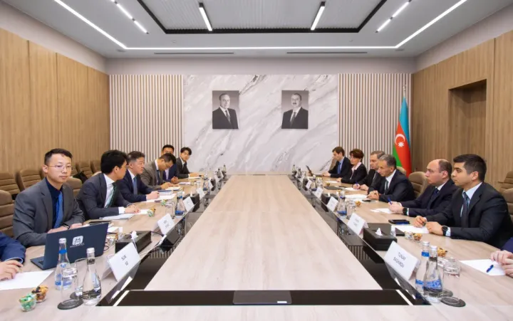 Azərbaycanda  “Huawei”nin həllərinin təqdim edilməsi məsələləri müzakirə olunub