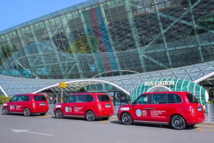 AYNA Bakı aeroportu ərazisinə daxil olan taksilərlə bağlı məsələyə münasibət bildirib