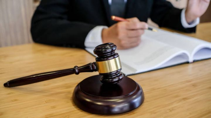 Firma  “Elvin Şirinov” adlanırdı -  326 milyonluq əməliyyat üzrə məhkəmə