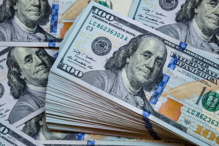 Banklara dollar satıldı - HƏRRACIN NƏTİCƏSİ