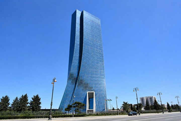 Bir sıra bankların müştərilərinin hesablarından vəsaitlərin təkrar silinməsi məsələsilə bağlı yeni məlumat