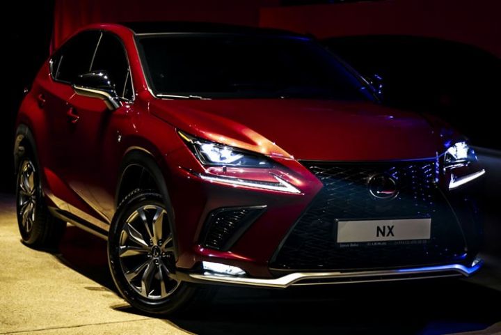 Lexus-dan üçqat yenilik