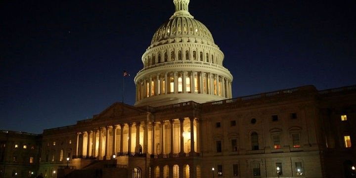 ABŞ-da vergi layihəsi Konqresdən keçib