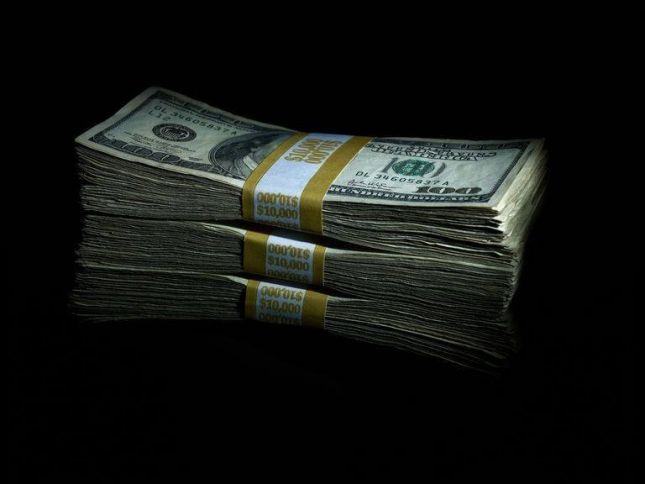 "Bazarlar yenidən qarışacaq, Dollarınızı satmayın"