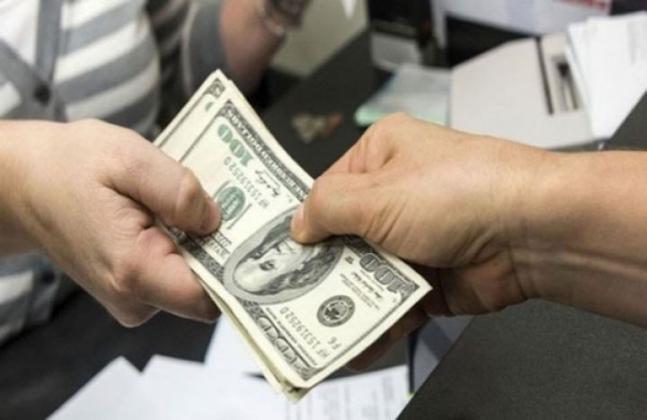 Banklarda Dollar və Avronun alış-satış qiymətləri - SİYAHI