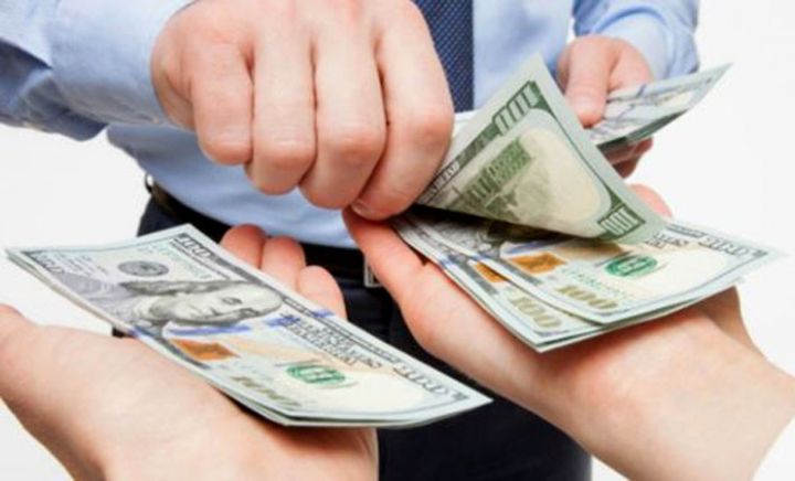 Banklarda Dollar və Avronun alış-satış qiymətləri - SİYAHI