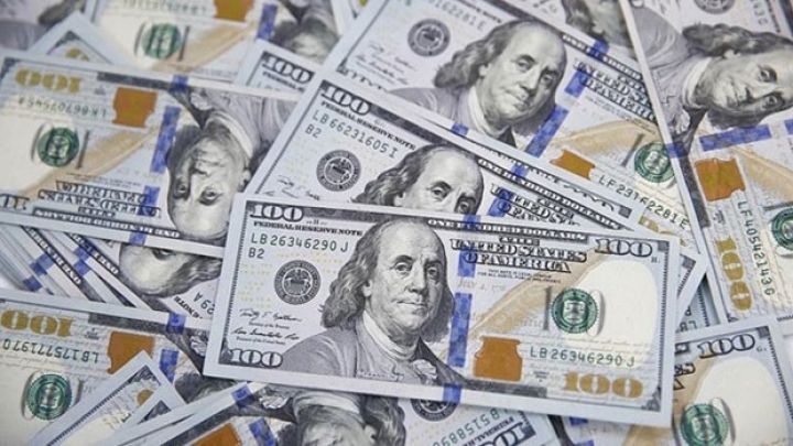 Hərraclarda dollar satışı kəskin artıb - MƏBLƏĞ AÇIQLANDI