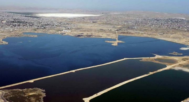 Böyükşor gölündə “Üzən Günəş Paneli” pilot layihəsi həyata keçirilir