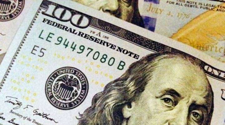 Dolların satış qiyməti daha da aşağı düşdü