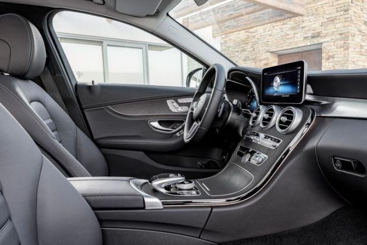 Mercedes-in ən çox satılan modeli yeniləndi